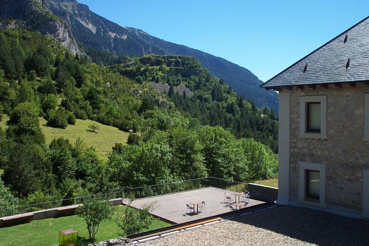 Hotel Santa Cristina Petit Spa Canfranc Exterior photo